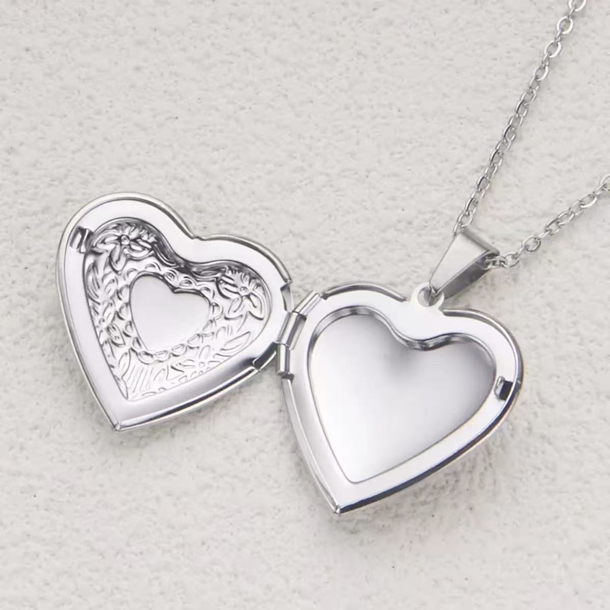 Pendentifs en forme de cœur ro - Heart Locket Necklace Photo avis et prix