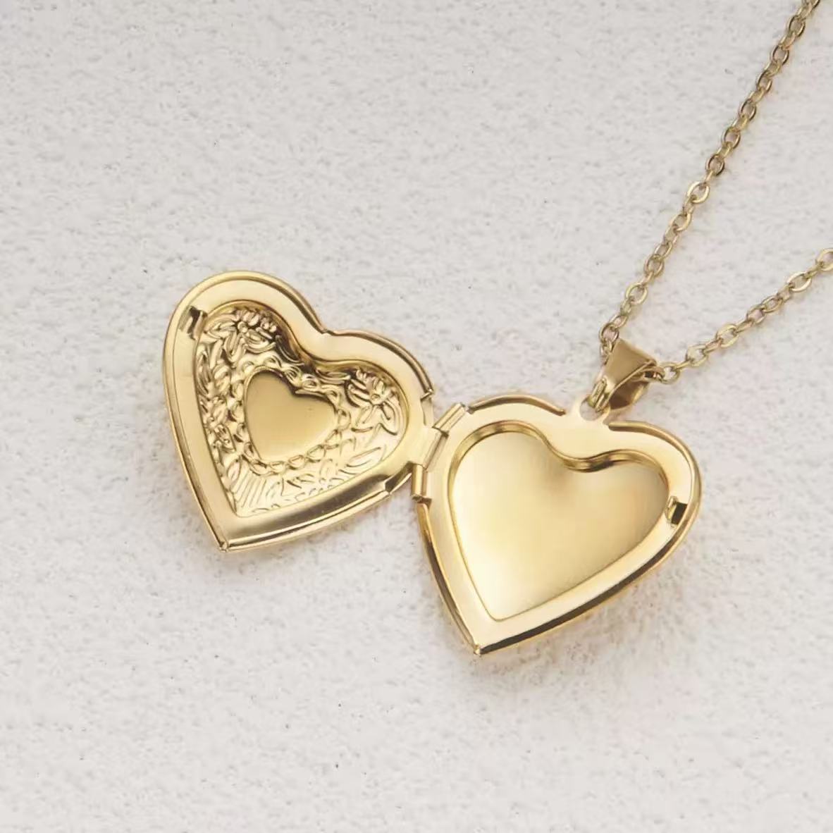 Pendentifs en forme de cœur ro - Heart Locket Necklace Photo avis et prix