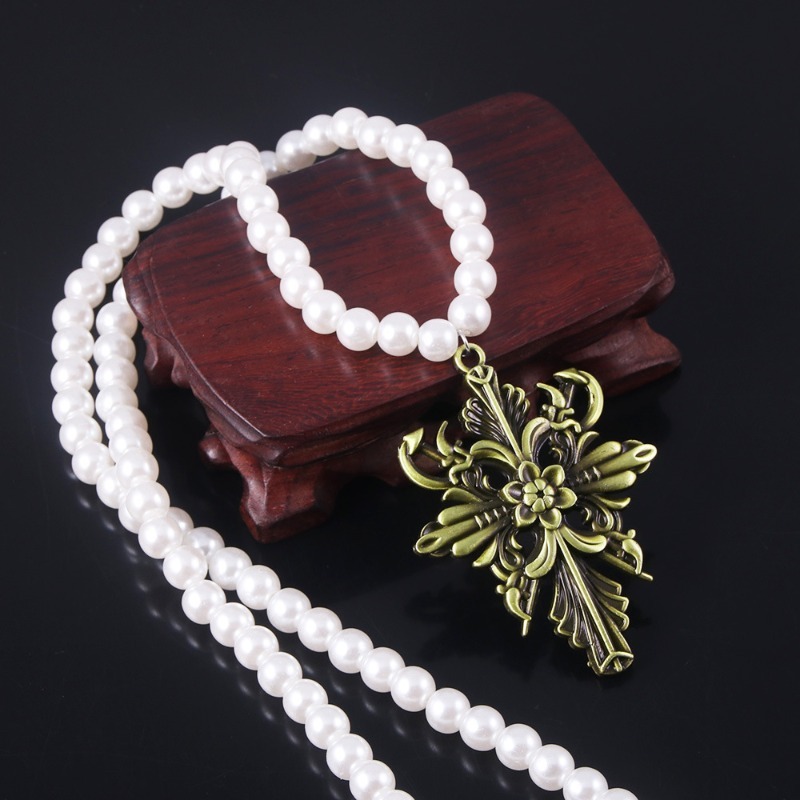 Collier Pendentif Cosplay Dani - Anime Pendant Necklace avis et prix